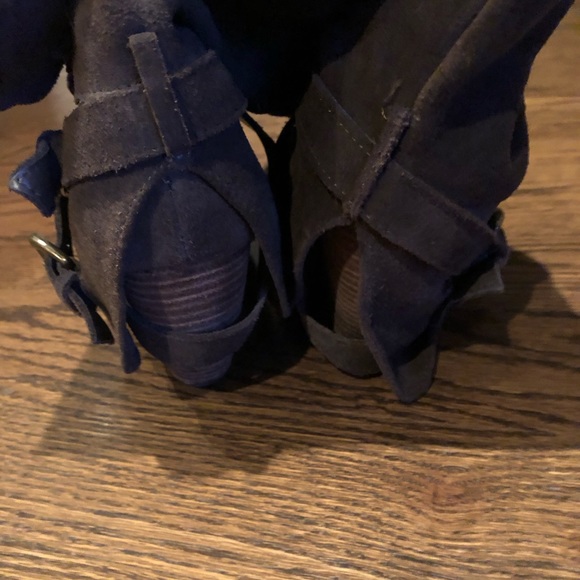 Knee high suede leather boots - Picture 5 of 8